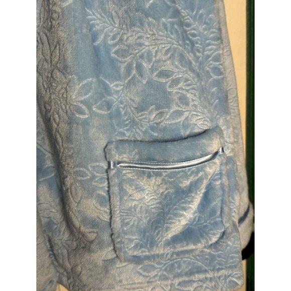 Jasmine Rose Fuzzy Button-Up Pajama Jacket With Floral Embossing - Blue Size M - Picture 2 of 4
